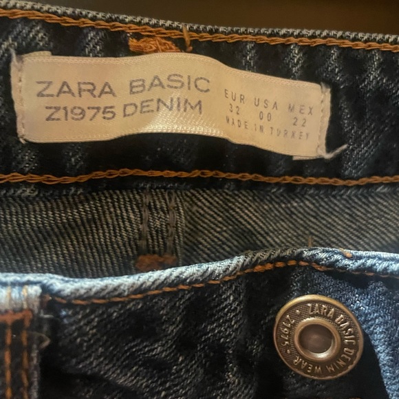 Zara Straight leg jeans - Picture 2 of 3